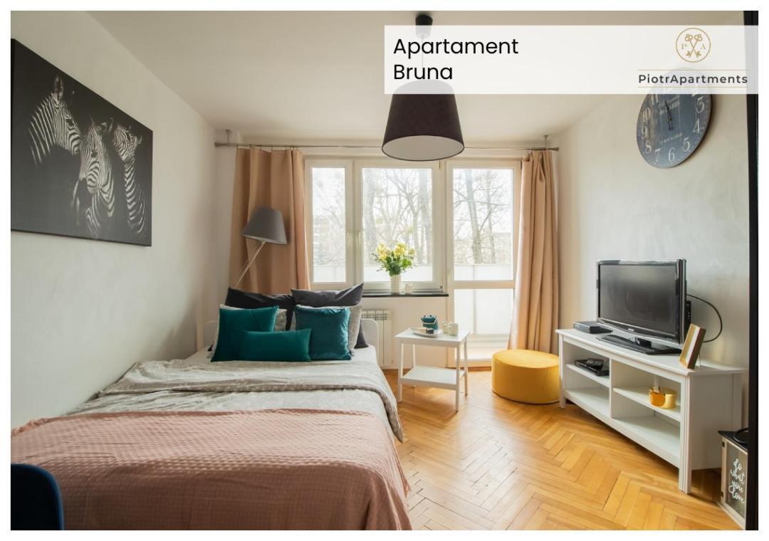 Piotrapartments - Bruna Green City Apartment Warschau Exterior foto